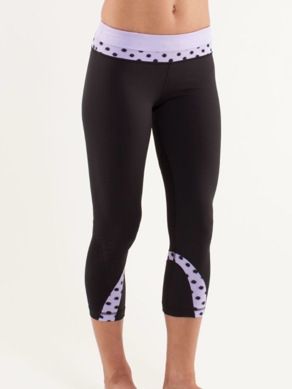 Lululemon Run: Inspire Crop II
Black / Lilac / High Noon Dot Lilac / Black